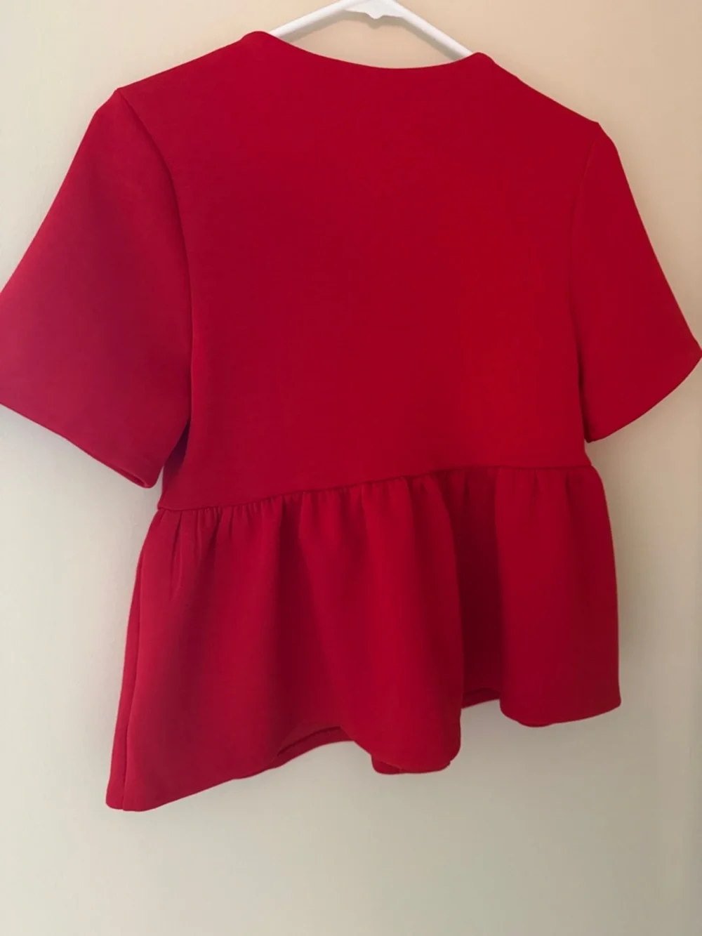 NWOT H&M Red Short-Sleeve Peplum Button Top - Picture 5 of 6